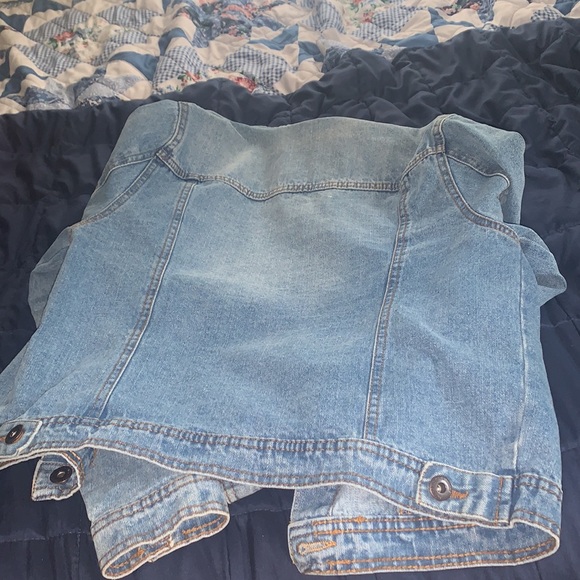 Denim jacket - Picture 6 of 7
